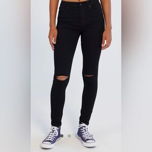 BDG Twig Ripped High-Wasted Skinny Jeans- Black